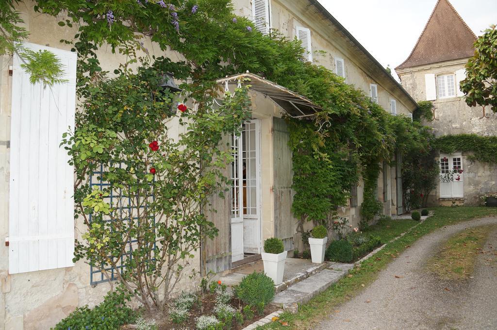 Chateau de Puyrigaud Bed & Breakfast Leoville Bagian luar foto